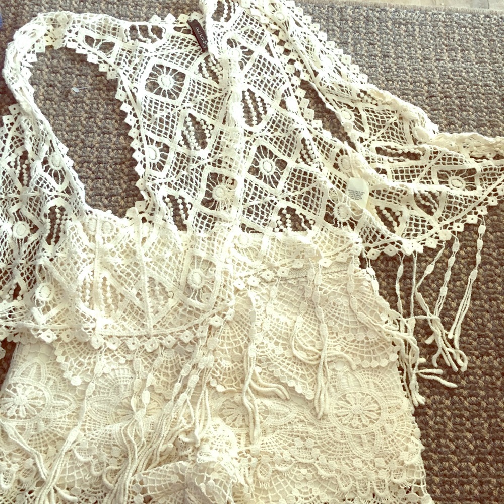 Two pice lace coverup